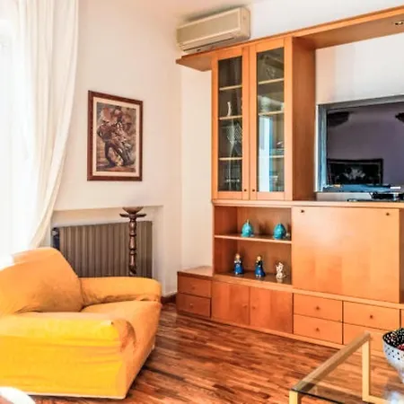 Sunshine By Interhome