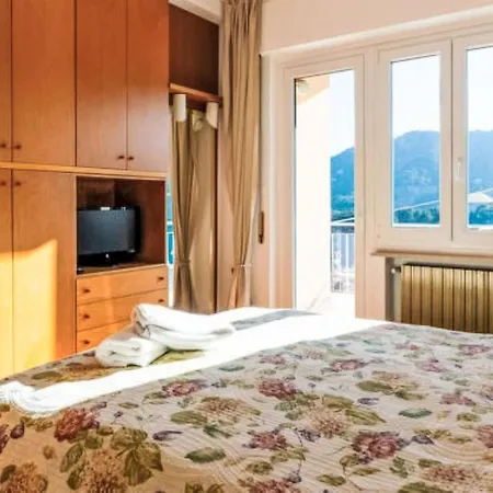 Sunshine By Interhome